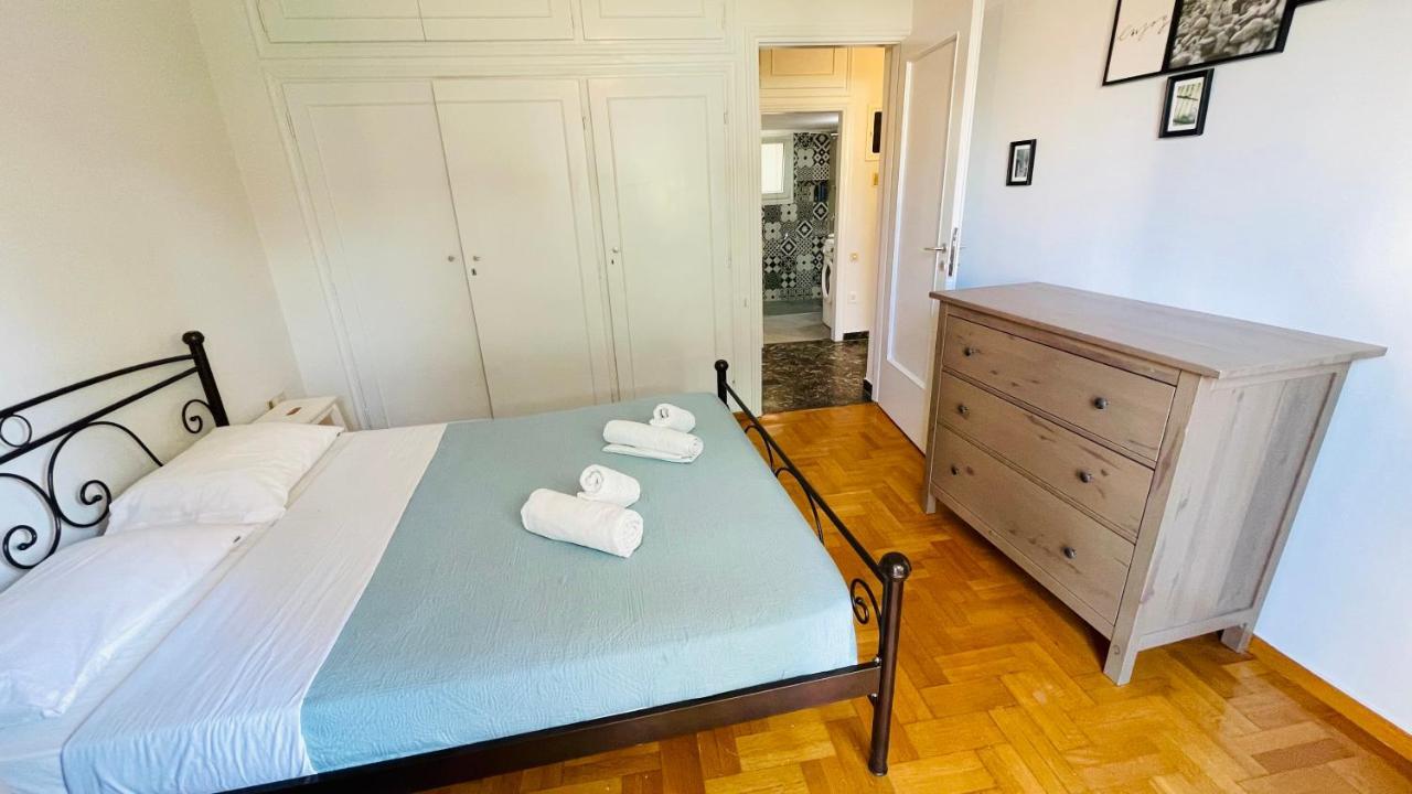 70M2 Apartment 4 Mins From Athens Central Station! Exteriör bild